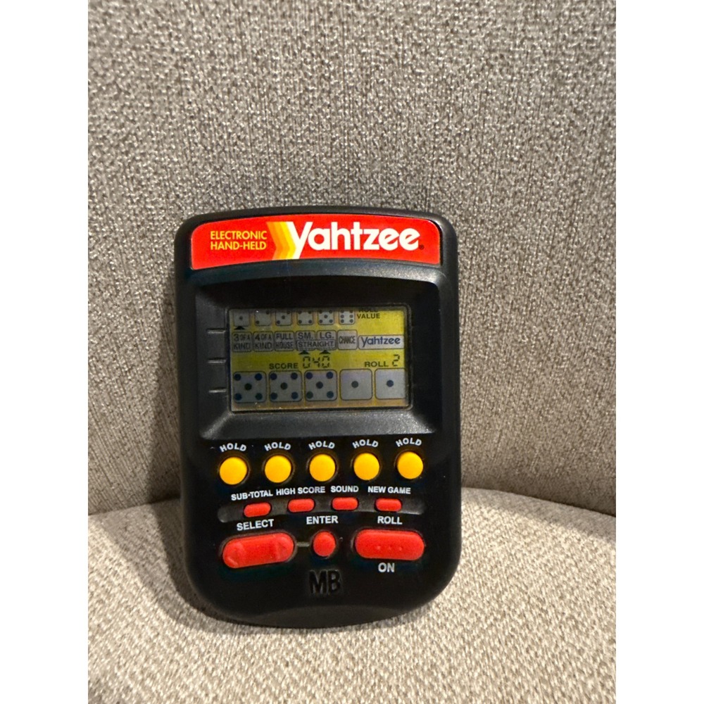 Vintage 1995 Milton Bradley Yahtzee Handheld Electronic Game Black 4511 Works